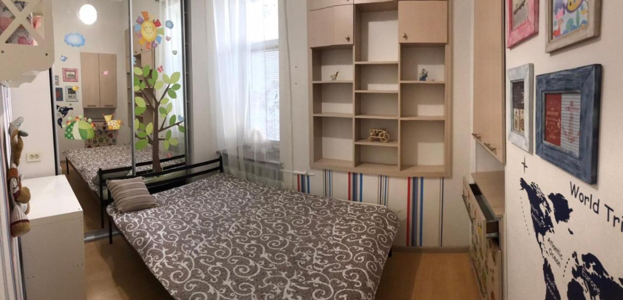 אודסה Apartment Near Deribasovskaya מראה חיצוני תמונה