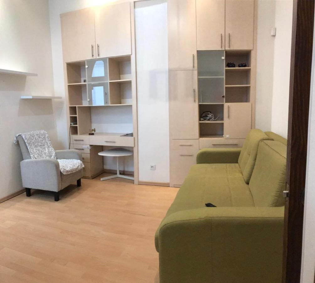 אודסה Apartment Near Deribasovskaya מראה חיצוני תמונה